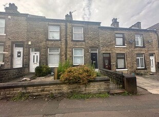 Terraced house to rent in Crosland Street, Huddersfield HD4