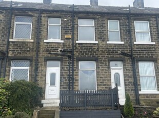 Terraced house to rent in Park Road West, Crosland Moor, Huddersfield HD4