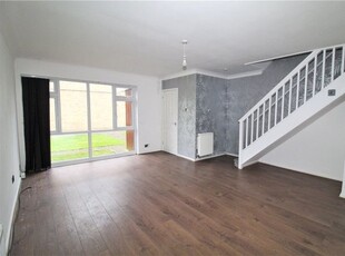 Terraced house to rent in Turnpike Link, Croydon CR0