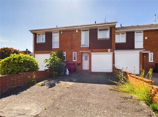 Terraced house to rent in Windrush Way, Reading, Berkshire RG30