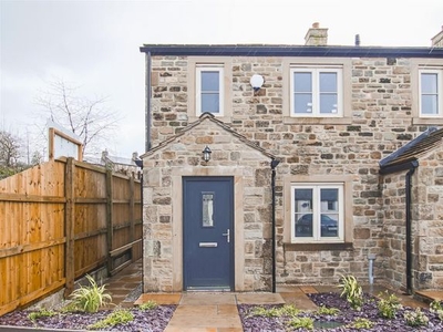 Property for sale in Crowfoot Row, Barnoldswick BB18