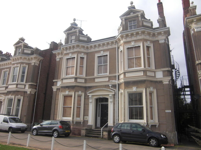 1 bedroom property for rent in Room 12, Kent House, Clarendon Place, Leamington Spa, CV32