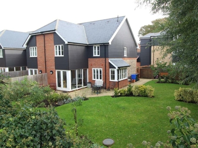 3 bedroom end of terrace house for sale in Archers Place, Bury St. Edmunds, IP33