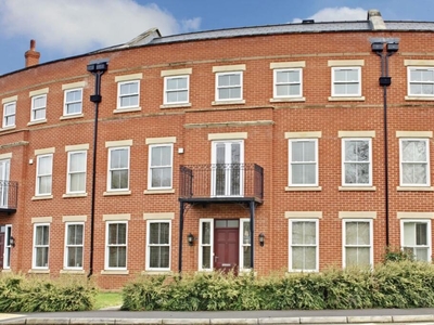 5 bedroom town house for sale in 61 Amport Road, Sherfield-on-Loddon, Hook, RG27