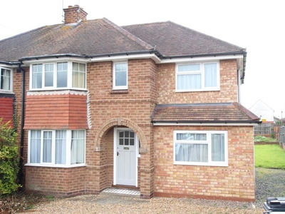 6 bedroom semi-detached house for rent in Available SEPT 2024 - Rooms - Blakefield Gardens, WR2