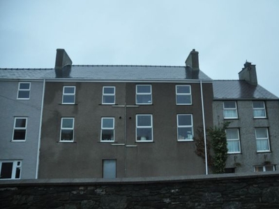 Flat to rent in Swift Square, Holyhead LL65