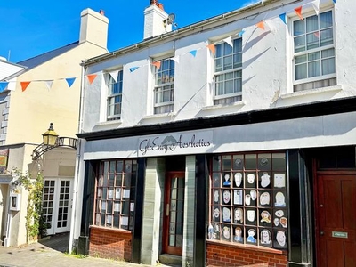 Town house for sale in Victoria Street, Alderney GY9