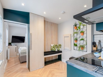 1 bedroom apartment to rent London, SW17 8AF