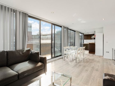 2 bedroom apartment to rent London, EC4M 9BJ