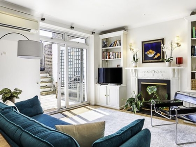 2 bedroom apartment to rent London, SW5 0PT