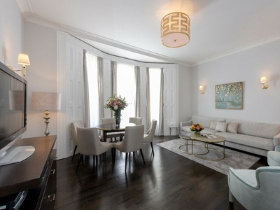 2 bedroom apartment to rent London, W8 5PE