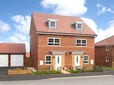 4 Bedroom Semi-detached House For Sale In Poppy Fields, Uttoxeter