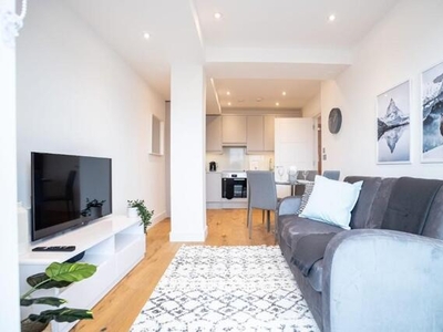 1 Bedroom Apartment For Rent In Slough, Berkshire