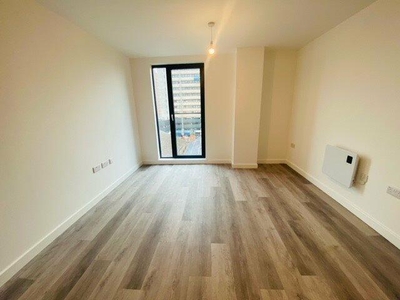1 Bedroom Flat For Rent In Percy Street