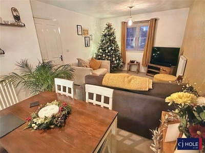 2 Bedroom Apartment For Sale In Coopers Edge, Brockworth