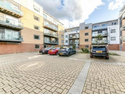 2 Bedroom Apartment For Sale In Mitcham