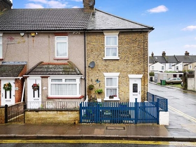 2 bedroom end of terrace house for sale Swanscombe, DA10 0HP