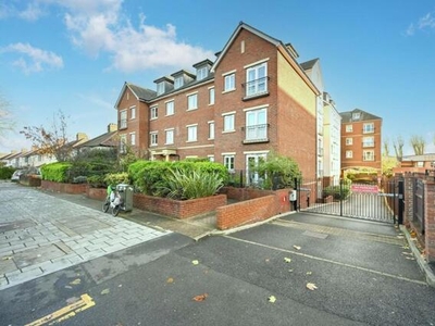 2 Bedroom Flat For Sale In Isleworth