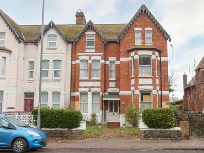 2 Bedroom Flat For Sale In Westgate-on-sea