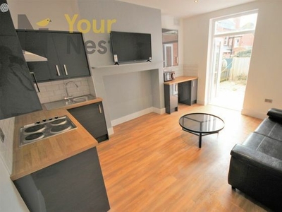 2 bedroom flat to rent Leeds, LS6 3BQ
