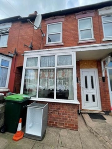 2 Bedroom Terraced House For Rent In Smethwick, West Midlands