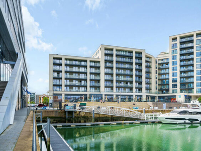 3 Bedroom Apartment For Sale In Ocean Village, Southampton