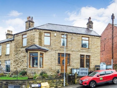 3 bedroom end of terrace house for sale Batley, WF17 7SX