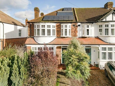 3 Bedroom End Of Terrace House For Sale In Raynes Park