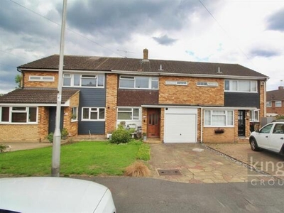 3 Bedroom House For Sale In Cheshunt
