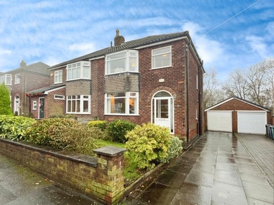 3 bedroom semi-detached house for sale Whitefield, M45 7NQ