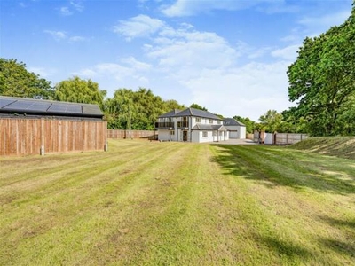 4 Bedroom Detached House For Sale In West End, Southampton