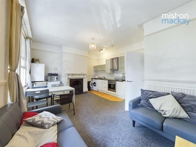 4 Bedroom Flat For Rent In Hove