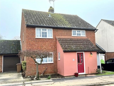 4 Bedroom Link Detached House For Sale In Chelmsford, Essex