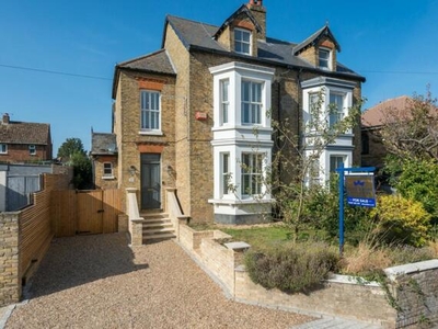 4 Bedroom Semi-detached House For Sale In Minster