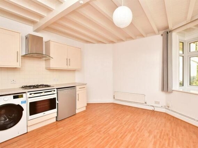 1 Bedroom Apartment For Sale In Reigate