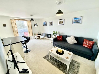 1 Bedroom Property For Sale In Tenby, Pembrokeshire