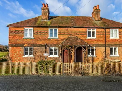 1 Bedroom Terraced House For Sale In Hildenborough, Tonbridge