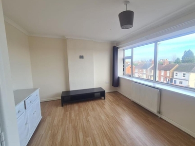 2 Bed Flat/Apartment To Rent in Swindon, Wiltshire, SN2 - 654
