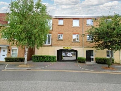 2 Bedroom Apartment For Rent In Purfleet-on-thames
