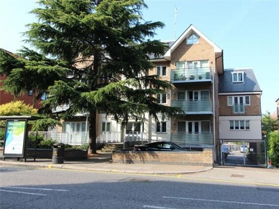 2 Bedroom Apartment For Sale In New Barnet