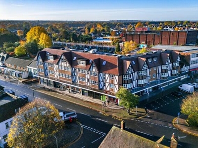 2 Bedroom Apartment For Sale In Petts Wood