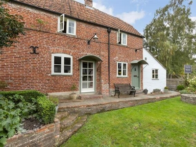 2 Bedroom Detached House For Sale In Bratton