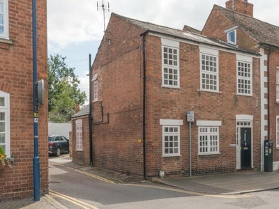 2 Bedroom End Of Terrace House For Sale In Warwick, Warwickshire
