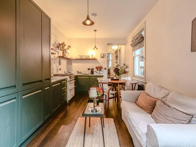2 Bedroom Flat For Rent In Shepherds Bush , London