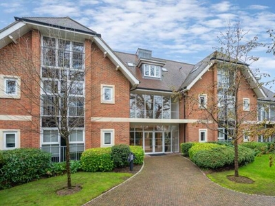 2 Bedroom Flat For Sale In Beaconsfield