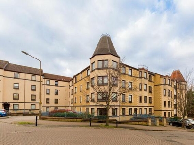 2 Bedroom Ground Floor Flat For Sale In Harrison Park Apartments, Edinburgh