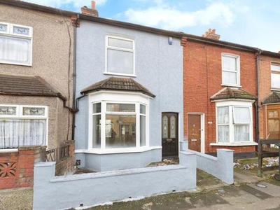2 Bedroom House For Sale In Barking