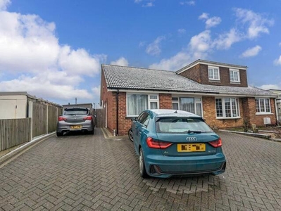 2 Bedroom Semi-detached Bungalow For Sale In Whitfield, Dover
