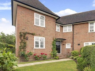 2 Bedroom Semi-detached House For Sale In Hampstead Garden Suburb