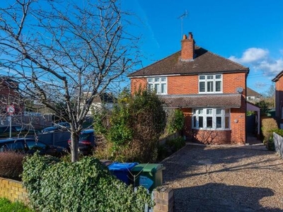 2 Bedroom Semi-detached House For Sale In Sandhurst, Berkshire